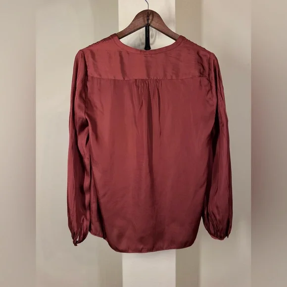 NWOT J.Crew Women's Featherweight Satin Tie-Neck Top - Picture 6 of 9